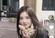 农村女网红吃瓜视频网站,揭秘乡村生活与网络热点的奇妙碰撞